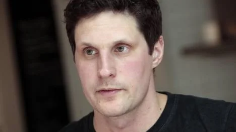 "Vi reagerade på att det var väldigt lång väntetid till ett besök som tar högst en kvart. Jag tror helt enkelt det beror på underbemanning", säger Magnus Pettersson.