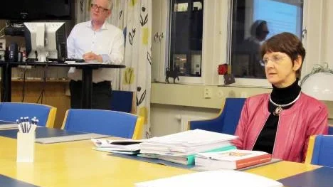 Projektledaren Caj Skoglund och landstingsdirektör Elisabeth Holmgren presenterade rapporten om framtidens hälso- och sjukvård i Norrbotten i går.