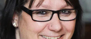 Bostadsbristen tvingade henne att flytta hem