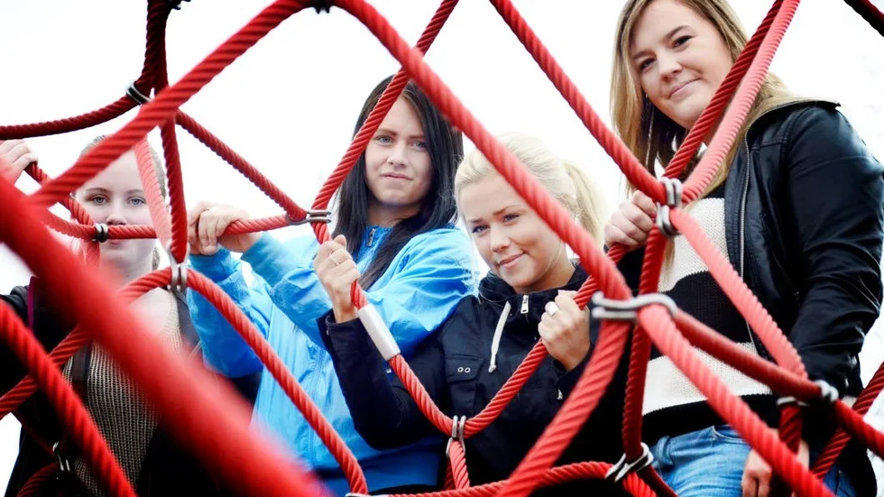 Arrangörer. Amanda Johansson, Johanna Vingestam, Louise Blombäck och Lisa Häggström är i liten del av barncancerfondens stora nätverk, när de arrangerar familjedagen på Strandängarna.