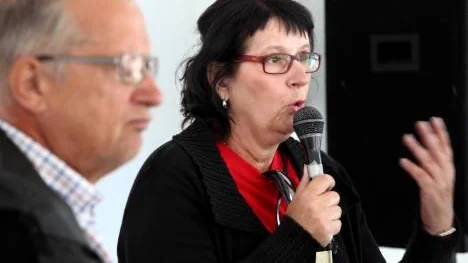 Att höja kompetensen bland sjuksköterskorna som jobbar på vårdcentralerna i glesbygdskommunerna är en lösning tycker Anita Gustavsson.