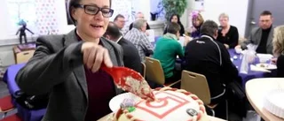 Sammanslagning firades med tårtkalas