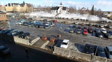 Långbänken Löjan accelerade i går planmässigt via två snabba politiska beslut. (Arkivbild).