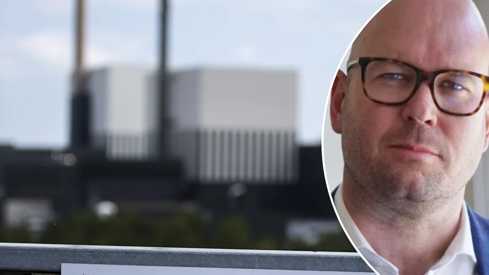 "Energipolitiken ska långsiktigt fokusera på att utveckla Sverige och ha som mål att skapa jobb och en hållbar tillväxt. Att planlöst stänga ner väl fungerande kärnkraft genom straffbeskattning istället för att stötta och utveckla har satt Sverige i ett allvarligt läge", menar Jon Sjölander (M).
