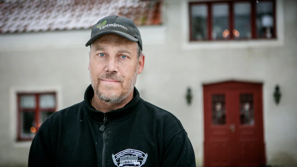 Janne Nilsson sörjer sin storasyster Marie Nilsson Lind som avled den 4 januari. Han minns hennes humor och hennes omtänksamhet.
