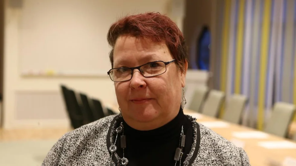 Åkermark. Mia Sköld (MP) yrkade också återremiss på grund av att skolan och förskolan i området är planerade på åkermark.