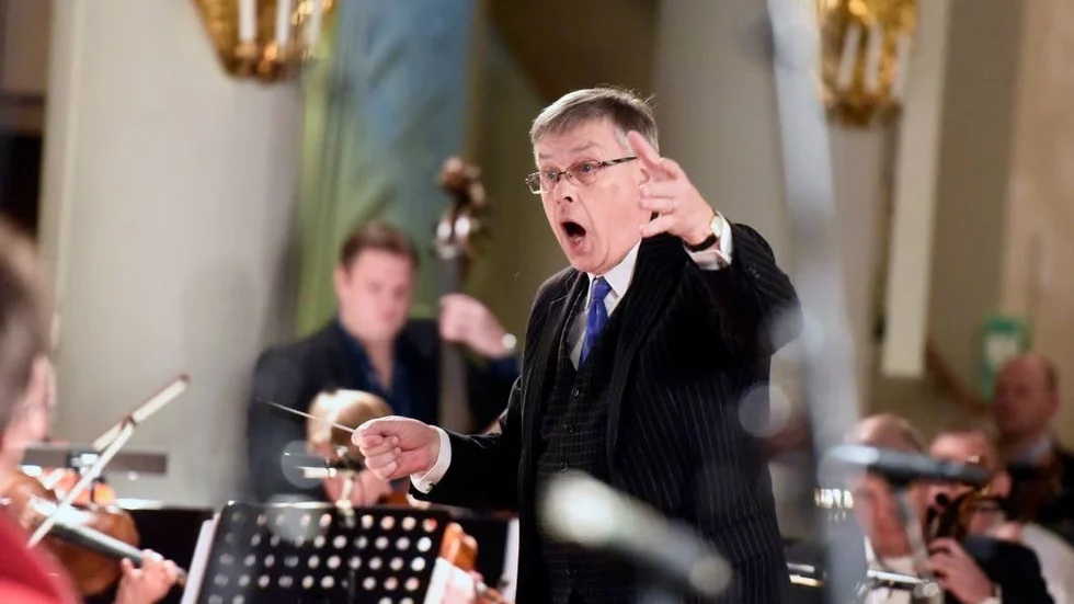 Dirigerade. Thord Eriksson dirigerade Julkören och Finspångs musiksällskap.
