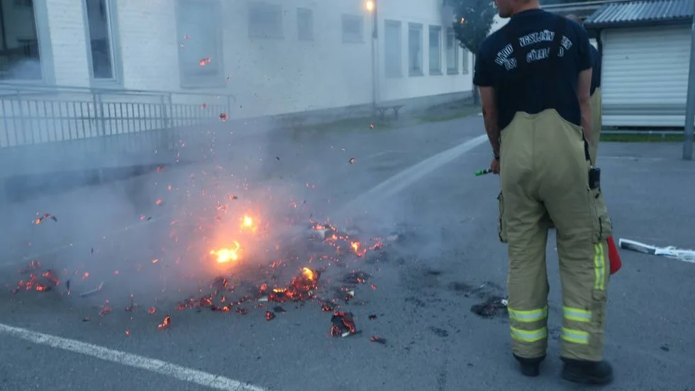 Pappersbrand. Branden på Ljuraskolan bestod av papperbuntar.
