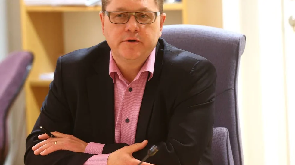 Chefsåklagare. Torsten Angervåg menar att situationen ljusnat något för åklagarna, men att polismyndighetens problem spiller över.