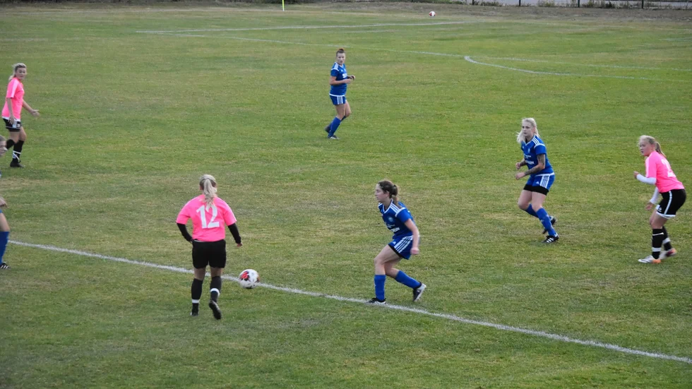 Clemensnäs i blått besegrade Flurkmark med 5–3. 