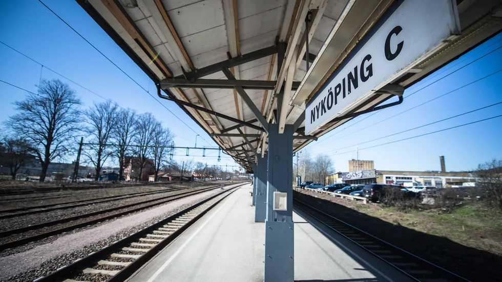 All tågtrafik från Nyköping ställs in under kvällen och natten.