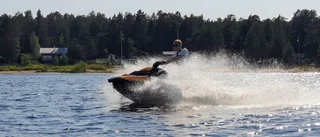 Krav på förarbevis för vattenskoter – men alla behöver inte gå utbildning