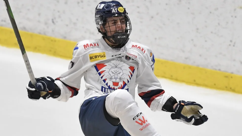 Linnea Johansson och hennes Linköping fällde regerande mästarlaget Luleå med en mittperiodsknock. Arkivbild.