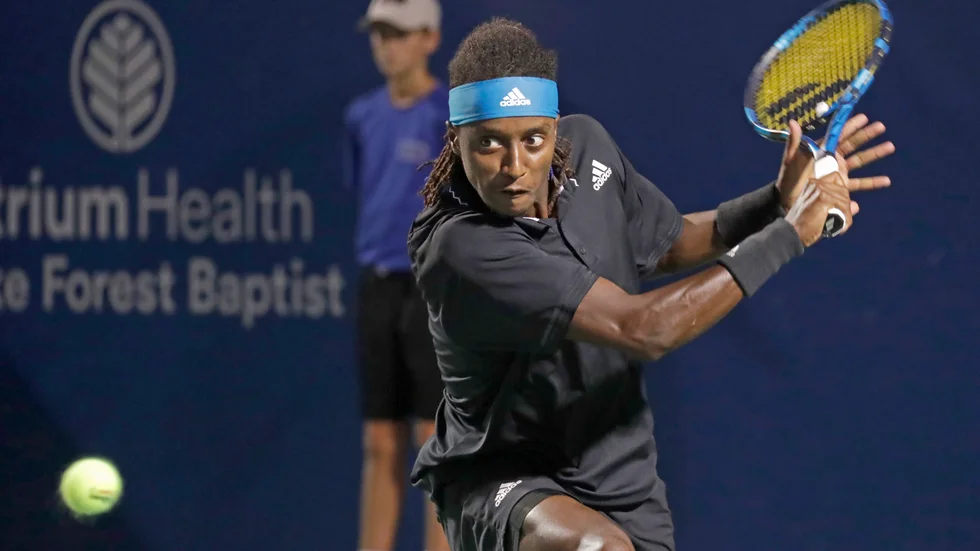 Mikael Ymer möter världsfyran Stefanos Tsitsipas i Australian Open. Arkivbild.