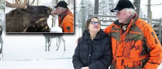 Inga-Lill var på rätt ställe när ett kärl i hjärnan brast • Det blev en nystart för paret • Efter 47 års kärlek gifte de sig 