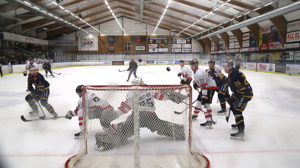 Visby Roma fortsätter segertåget i hockeyttans vårserie.
