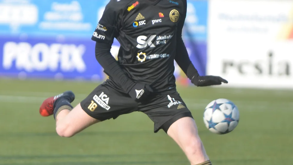 Pängräddare. Jonathan Käller - bäst på plan. Foto: Arkivbild.