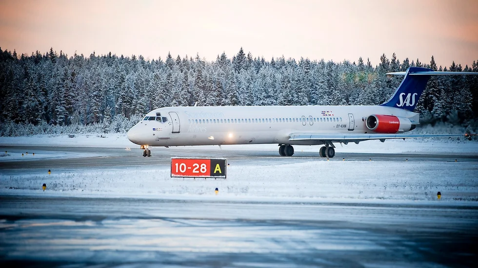 Inställt. En kollision med en fågel orsakade bucklan som gjorde att avgången var tvungen att ställas in. Foto: Arkiv Arkiv.