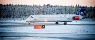 Flera strandsatta efter inställt flyg