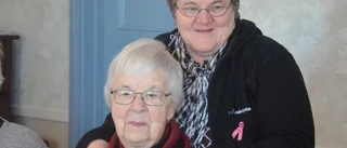 Seija ser till att väninnorna träffas