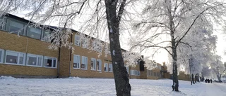  Oro efter att elev sparkat mot pedagog