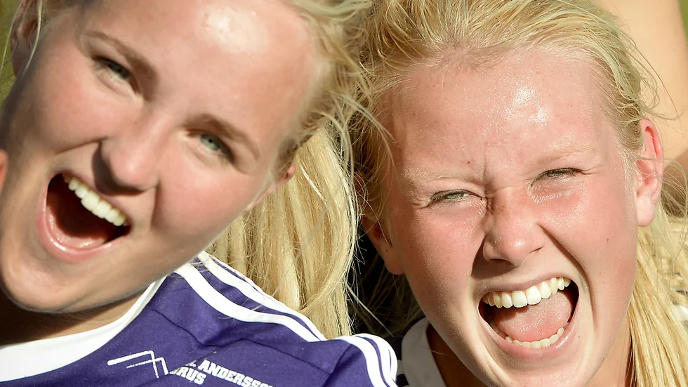 Till Morön. Alice Schönfeldt (t v) och Vendela Steinwall är båda klara för Morön.