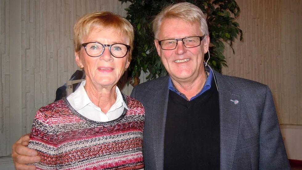 Framtidsplaner. "Vi ska ha ett testseminarium om testbanan i Skellefteå i januari nästa år", berättade Lars-Åke Tjernström för Gunda Johansson, ordförande i föreningen Aktiva seniorer vid träffen häromdagen.