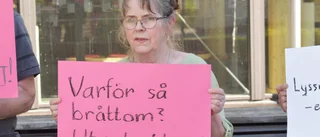 Demonstranter mötte upp politikerna