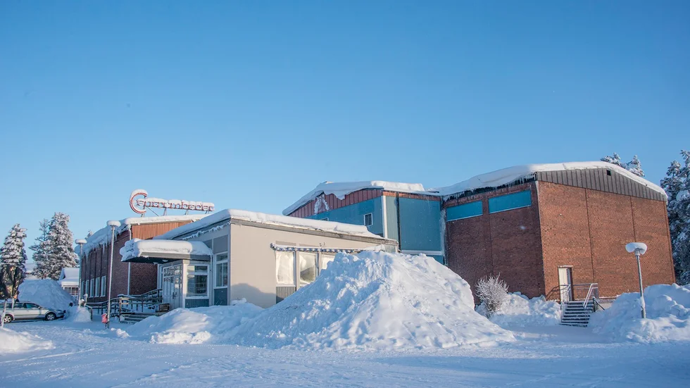 Ny sim- och sporthall? ”Arbetsgruppen förordar byggnation av en ny sim- och sporthall istället för att renovera befintlig sim- och sporthall.” Så står det i den projektbeskrivning som inlämnats till kommunstyrelsen inför tisdagens sammanträde. Foto: Malin Johansson
