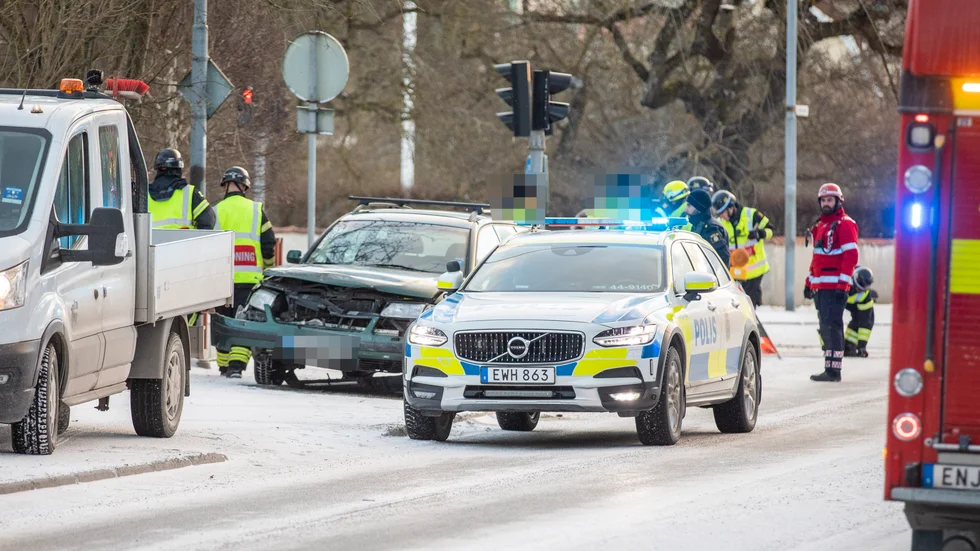 Olyckan inträffade i korsningen Söderväg-Gutevägen i Visby.