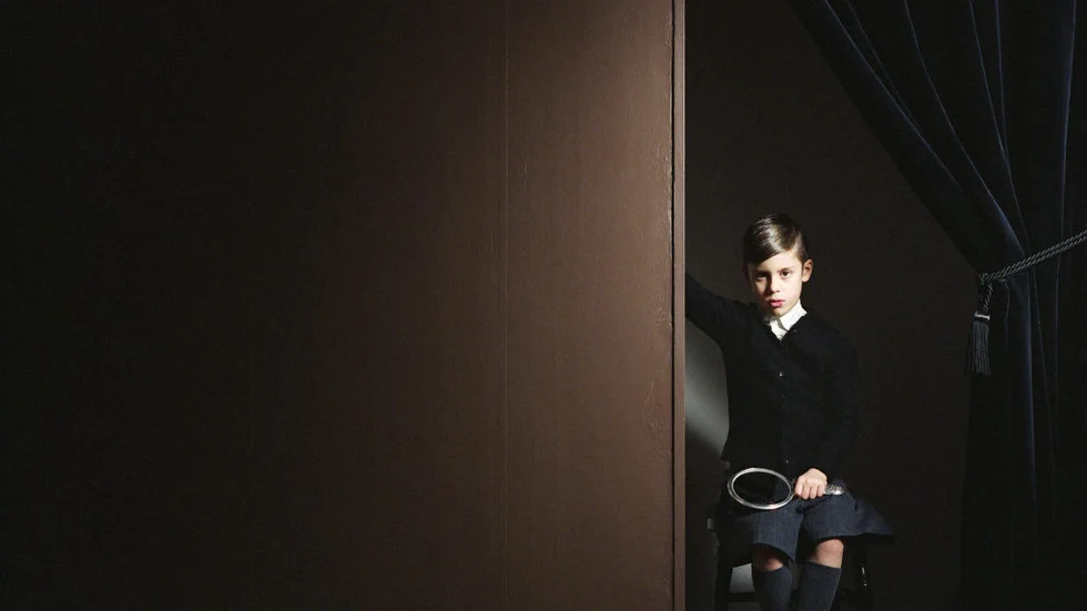 "Boy with mirror"avNygårds Karin Bengtsson.