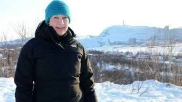 Ann Töyrä tycker att det roligaste med jobbet i gruvan är att hon får jobba med människor. Att de till största delen består av män gör henne inget. "Jag ser det inte som någon nackdel", säger hon.FOTO: Maria Unga