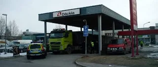 Slangade från lastbil