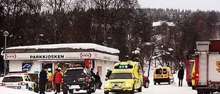Uppdaterad: Två bilar i olycka