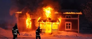 Hembygdsgård totalförstörd i brand