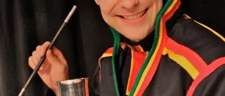 En blivande ingenjör trollbinder publiken