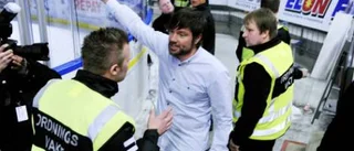 Fahlman-hot kom från supporter-forum
