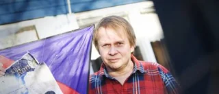 Fredsaktivister åtalas - flög en leksaksdrake