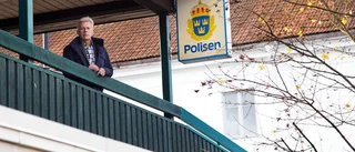 "Folk får inte en polis närmare sig"