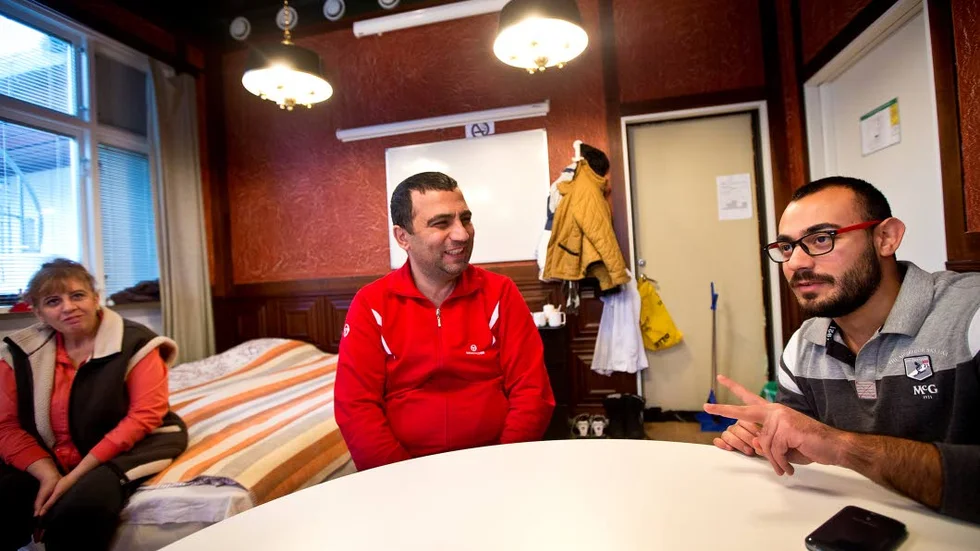 Nöjda. Elie Shamey (t h) får fullt stöd av armenierna Ruzan Zakoyan och Gevorg Mesropyan.