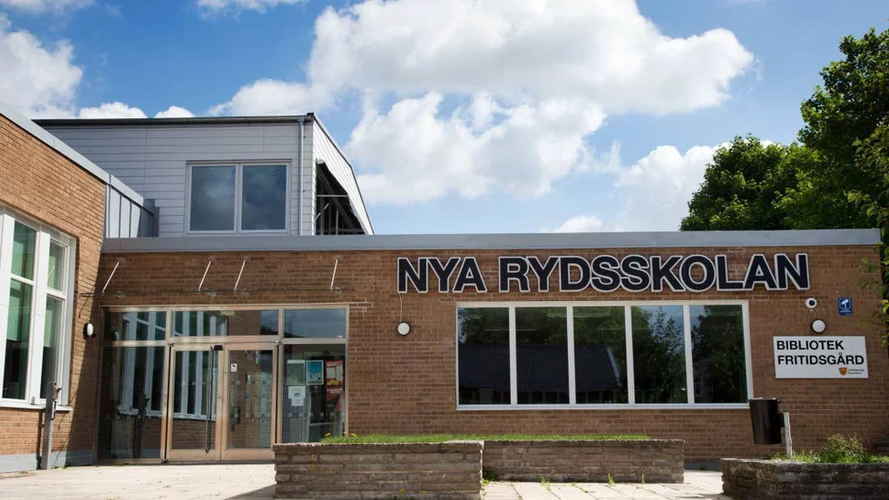 Nya Rydsskolan. Sedan 1980-talet har mycket hänt inom skolan, påpekar skribenten.