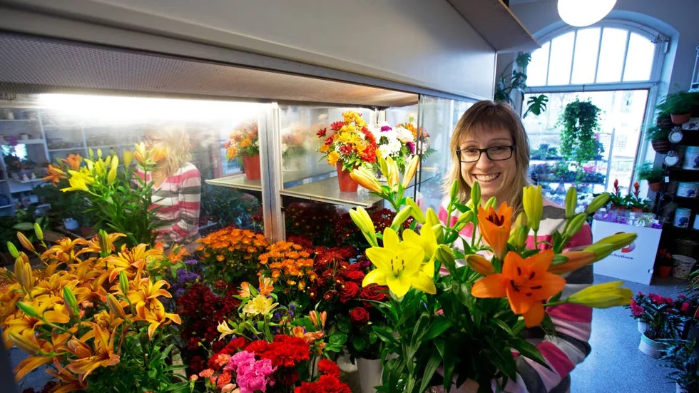 Tar över. Jennie Andersson övertar Linddalens blommor i Ödeshög. "En dröm jag alltid haft."