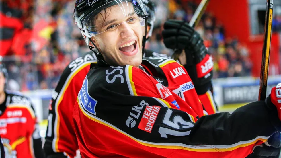 Succén. Luleå Hockeys Christian Jaros har höjt sig väldigt mycket efter JVM. Nu gör han succé i slutspelet.
