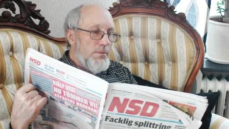 "Som pensionär söker jag varor på extrapris", säger  Arvi  Alamattila som har tröttnat på att erbjudandevaror ständigt är slut i butikerna.  fotO: linda danhall