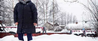 Femåring rymde via snöhögar