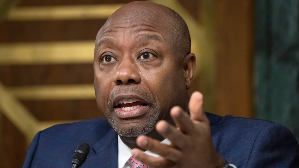 Tim Scott i ett utskott i Washington. Bild från slutet av mars.