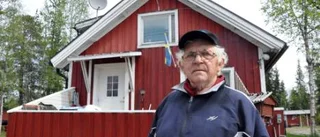 "Dyrt och diktatoriskt"