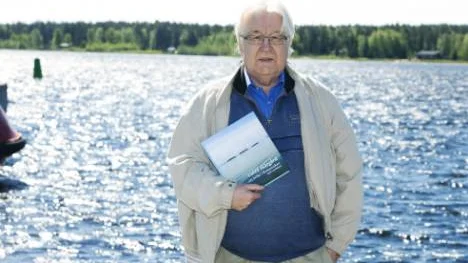 Historikern och författaren Kjell Lundholm är huvudskribent i ny bok om Luleå skärgård. Greppet är kulturhistoriskt och går tusen år tillbaka i tiden.