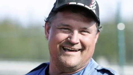 Thomas Rosenberg hade tur med både spårval och däcktravar när han segrade i  B- och A-finalerna vid årets folkracepremiär.