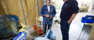 Bertil Vallien går från glas till glasfiber